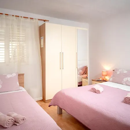 Seaside House For Families With Children Cove Kruseva, Hvar - 12459