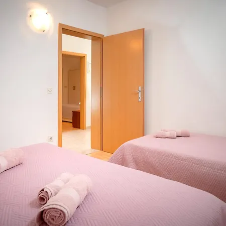 Seaside House For Families With Children Cove Kruseva, Hvar - 12459 * Zastražišće