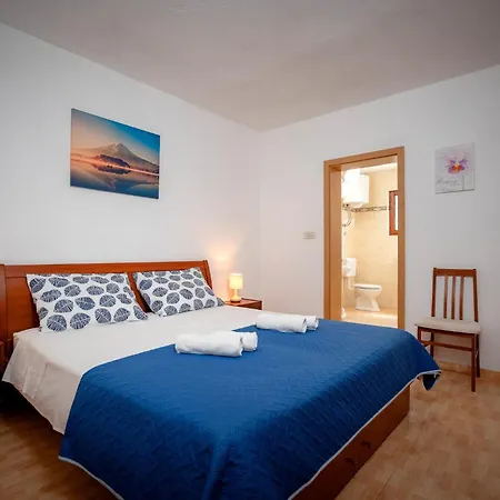 Seaside House For Families With Children Cove Kruseva, Hvar - 12459 * Zastražišće